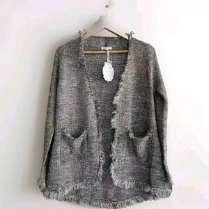 Gray Women's Open mettalic thread fringe hem Cardigan Sweater size Small/medium